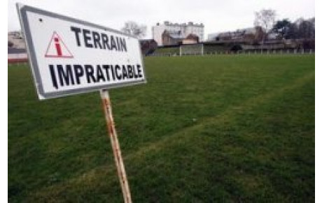 Fermeture du stade de Chilly Mazarin